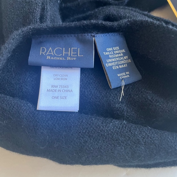 RACHEL RACHEL ROY Cashmere 2-ply Black Infinity Winter Loop Scarf - Picture 3 of 5